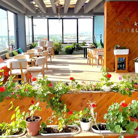 New York Hotel 3*